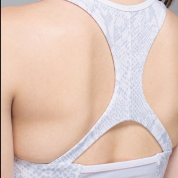 Lululemon Mesh With Me Tank Racer Back Built In Bra White Desert Snake - Picture 6 of 10